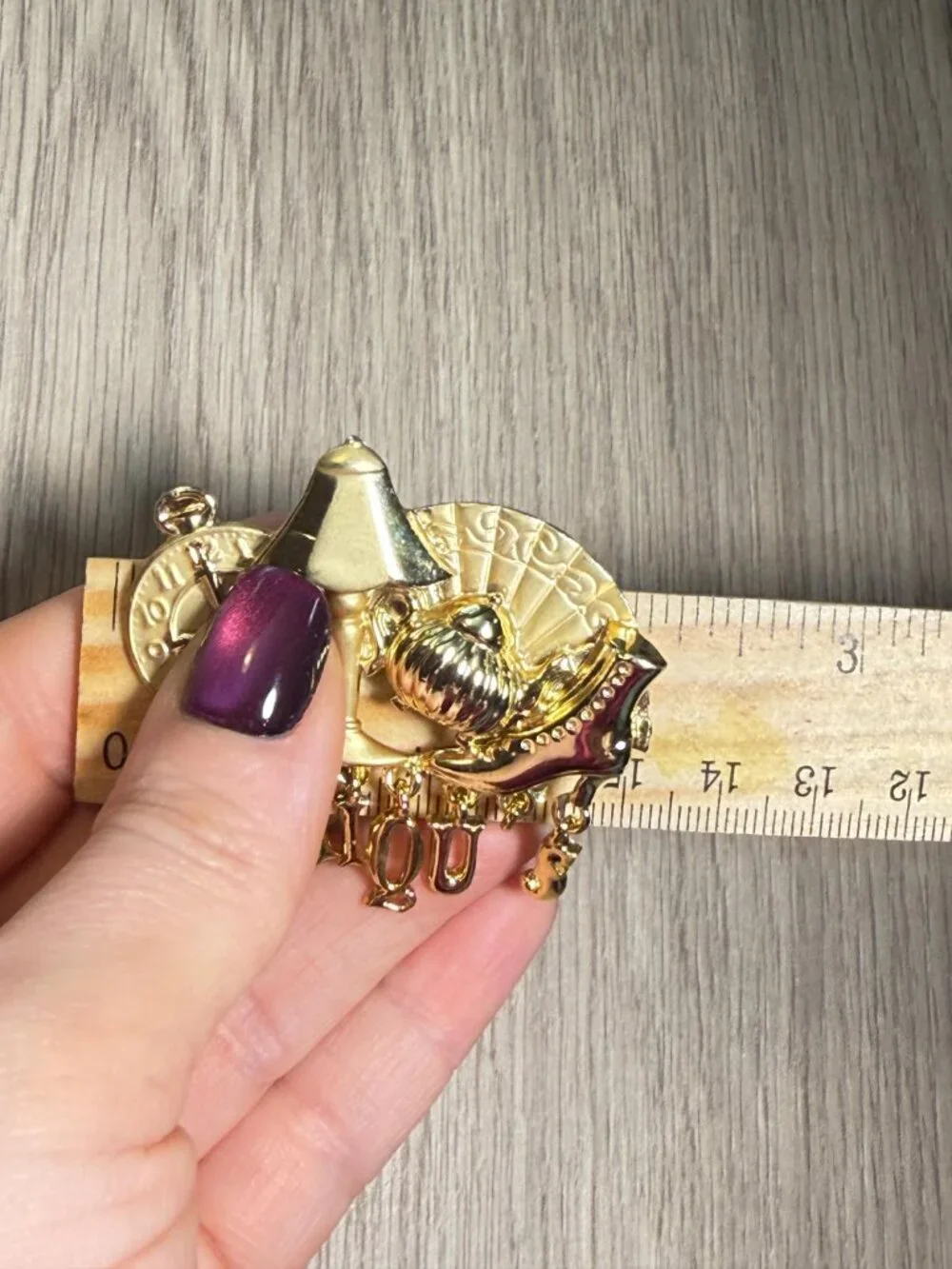 Antiques Vintage Brooch Signed AJC Gold Tone Dangle Charm Pin Lamp Clock Shoe 2.
